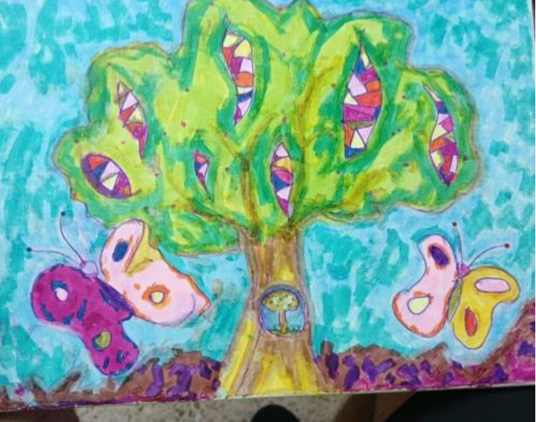 Las Mariposas y el Árbol Encantado